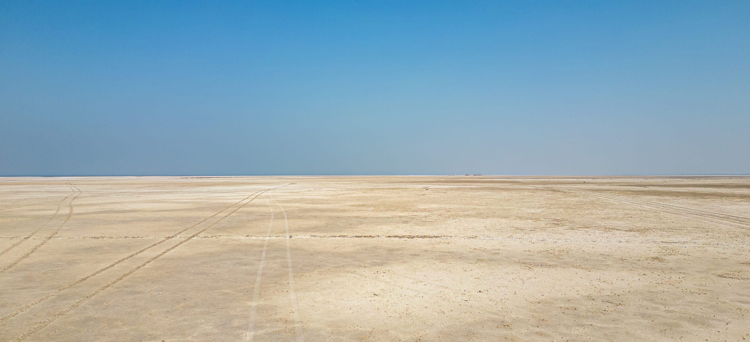 adani-edge-compare-slider-before